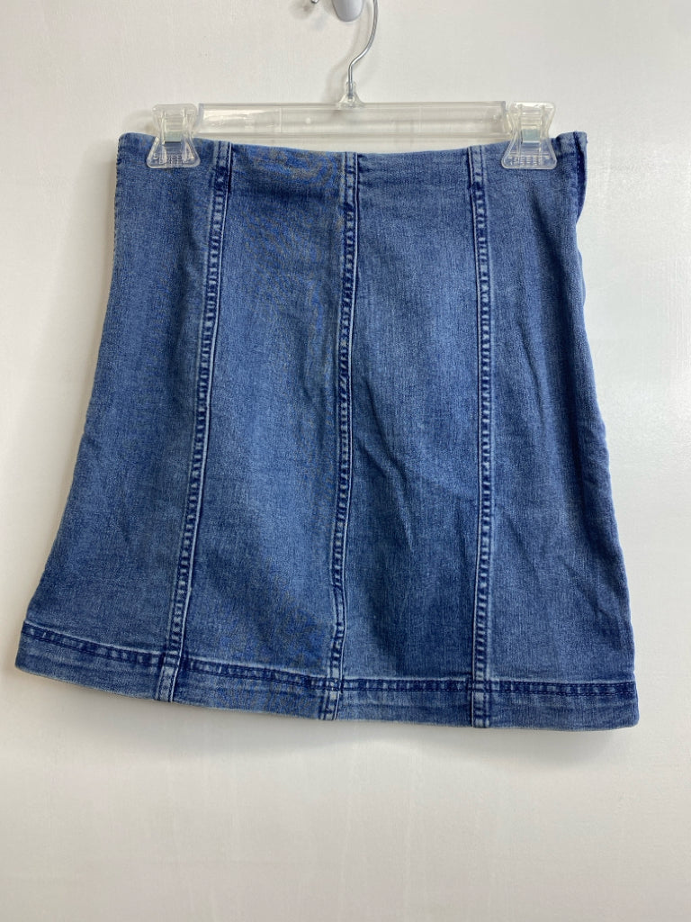Womens Size 6 Misses Denim free people Skirt